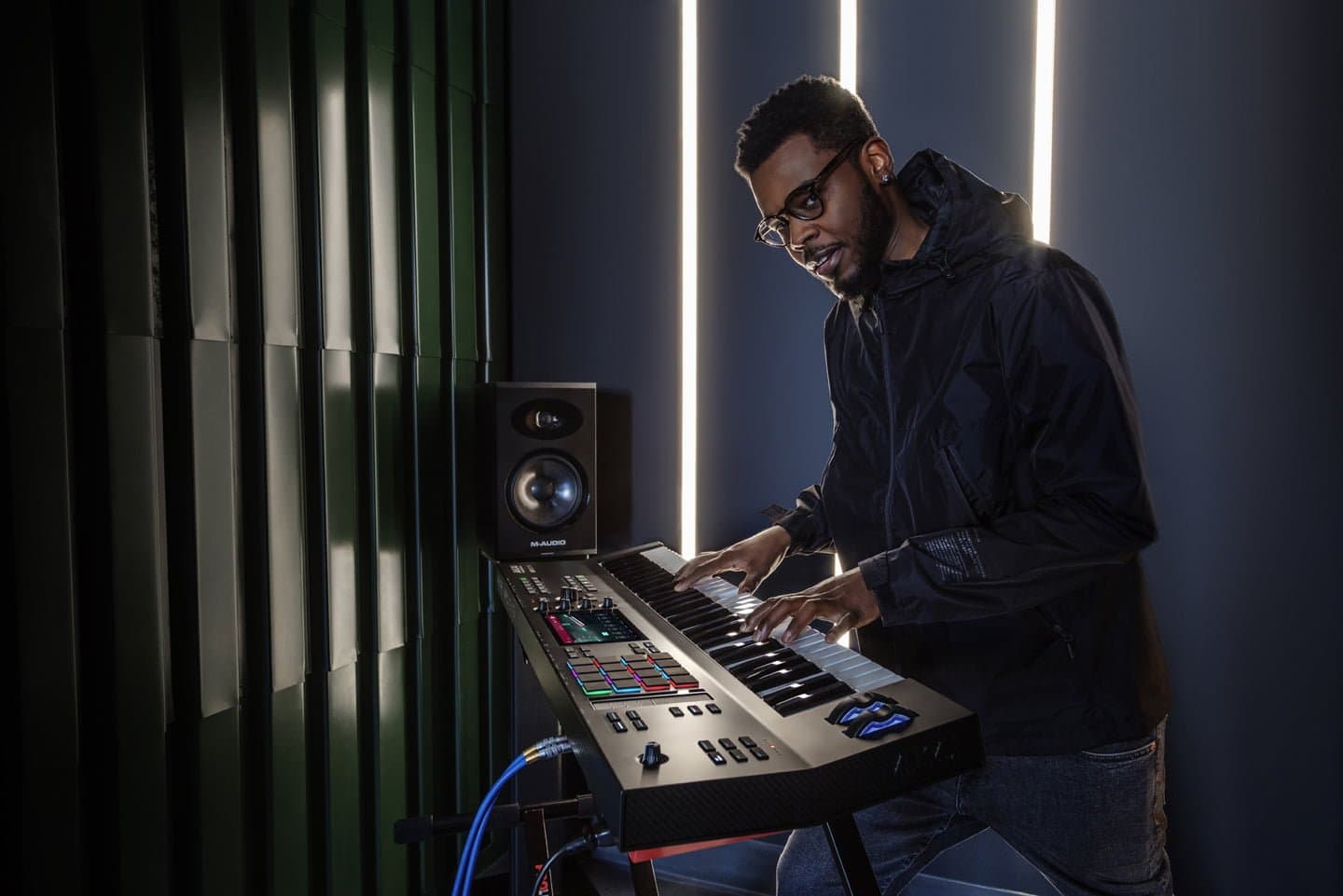 mpc-key-61-shot-4sm
