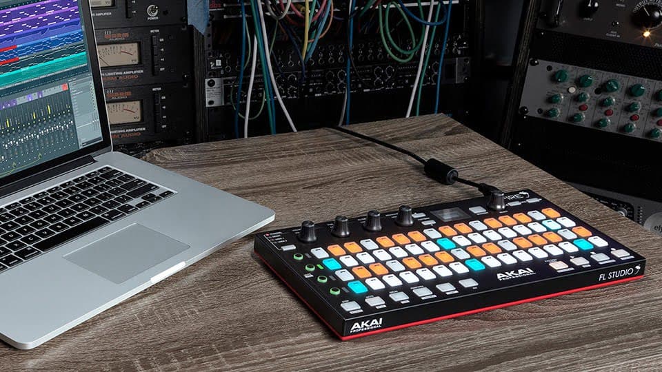 Akai Fire Controller -1