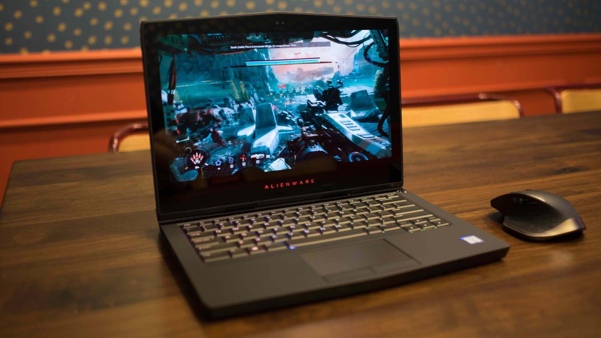 Alienware's 13 R3 Offers OLED Screen and VR Compatibility