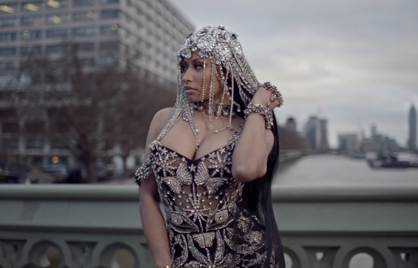 Nicki Minaj - No Frauds
