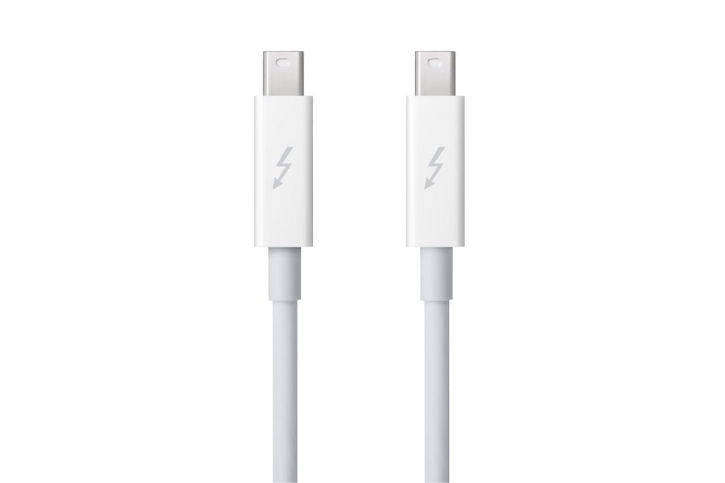 Apple Finally Offers Its Very Own Thunderbolt 3 USB-C Cable