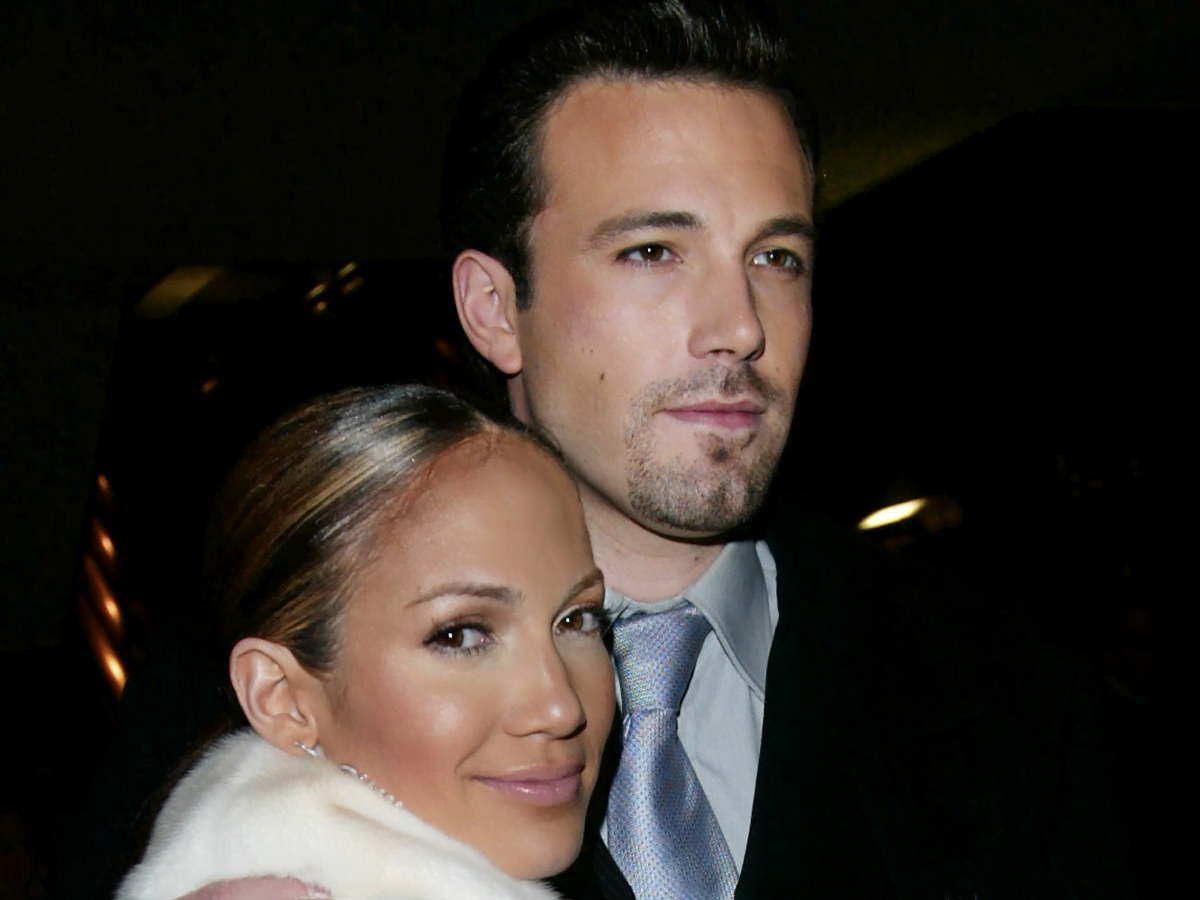 Jennifer Lopez Is Giving Ben Affleck Relationship a 'Fair Shot'