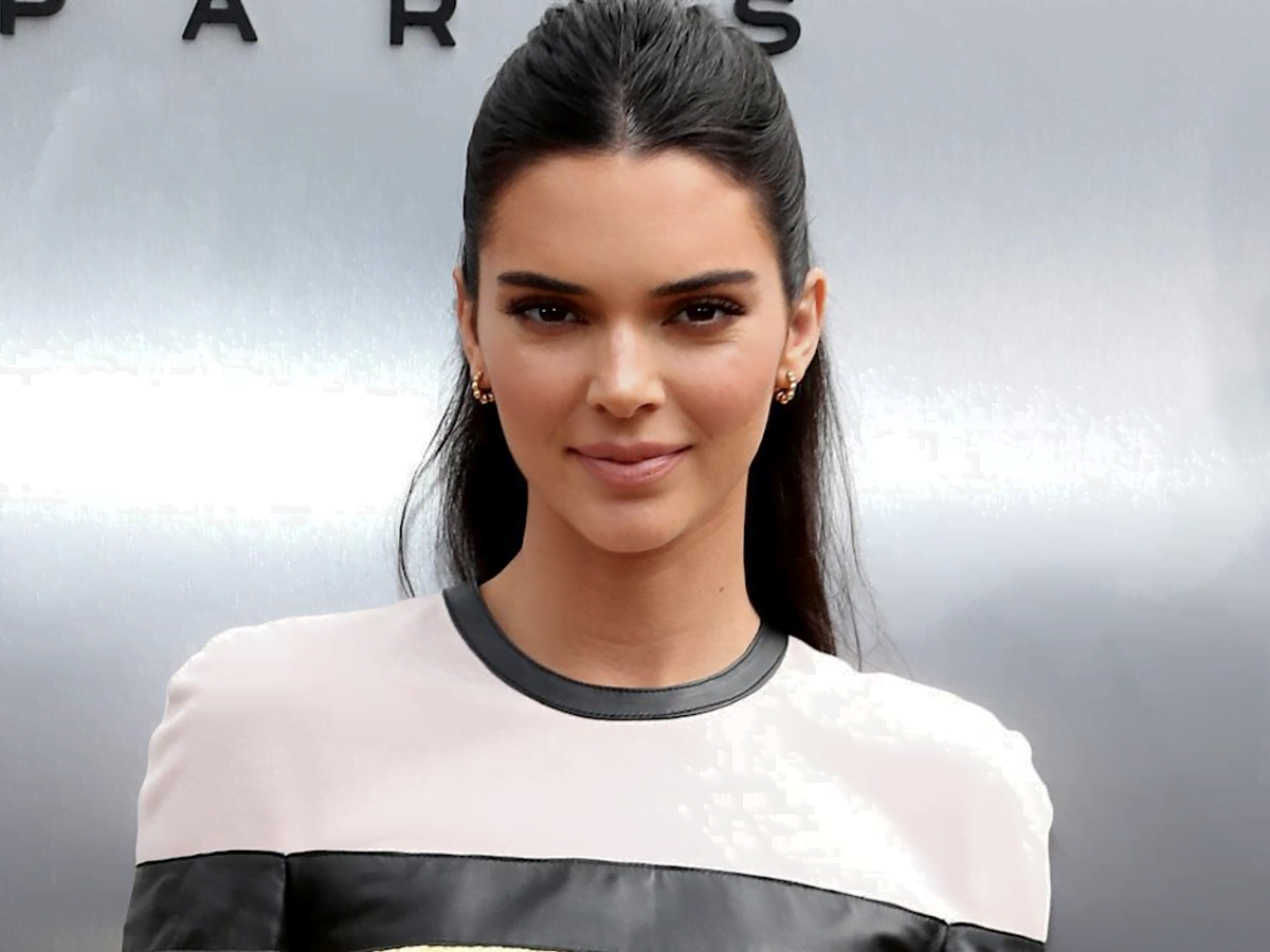 Kendall Jenner and Devin Booker Subtly Celebrates Anniversary