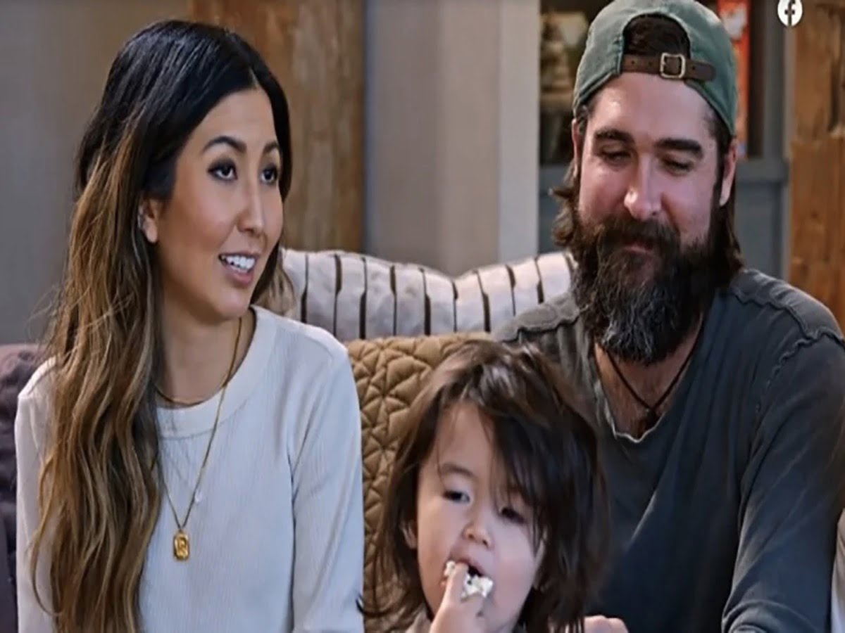Duck Dynasty Star Rebecca Robertson Is Expecting Her 2nd Baby