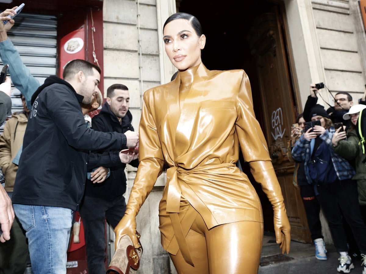 Kim Kardasian Sets Pulses Racing in an Unbuttoned Cardigan
