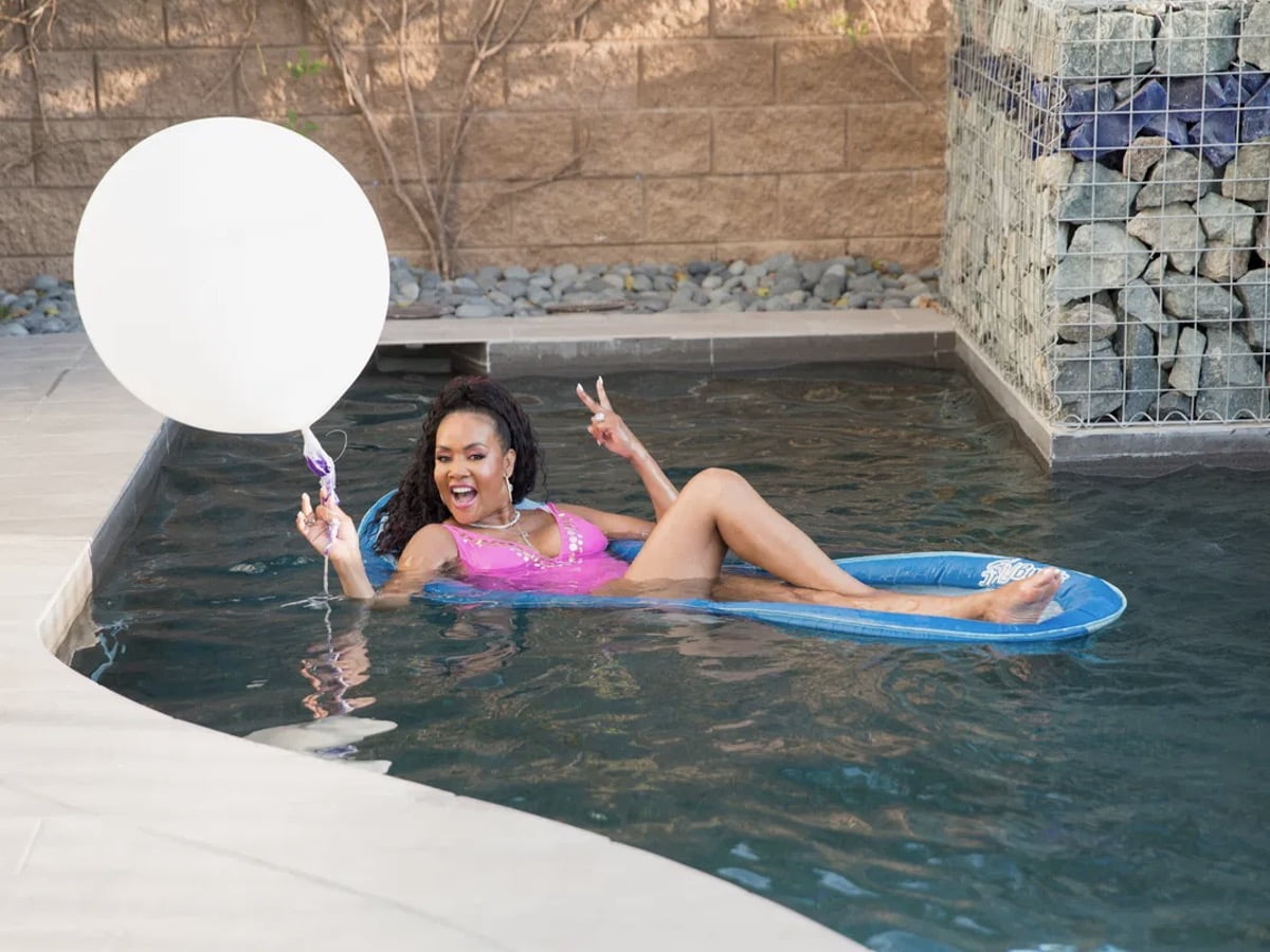Vivica A. Fox Celebrates Her 57th Birthday in a Lavish Party