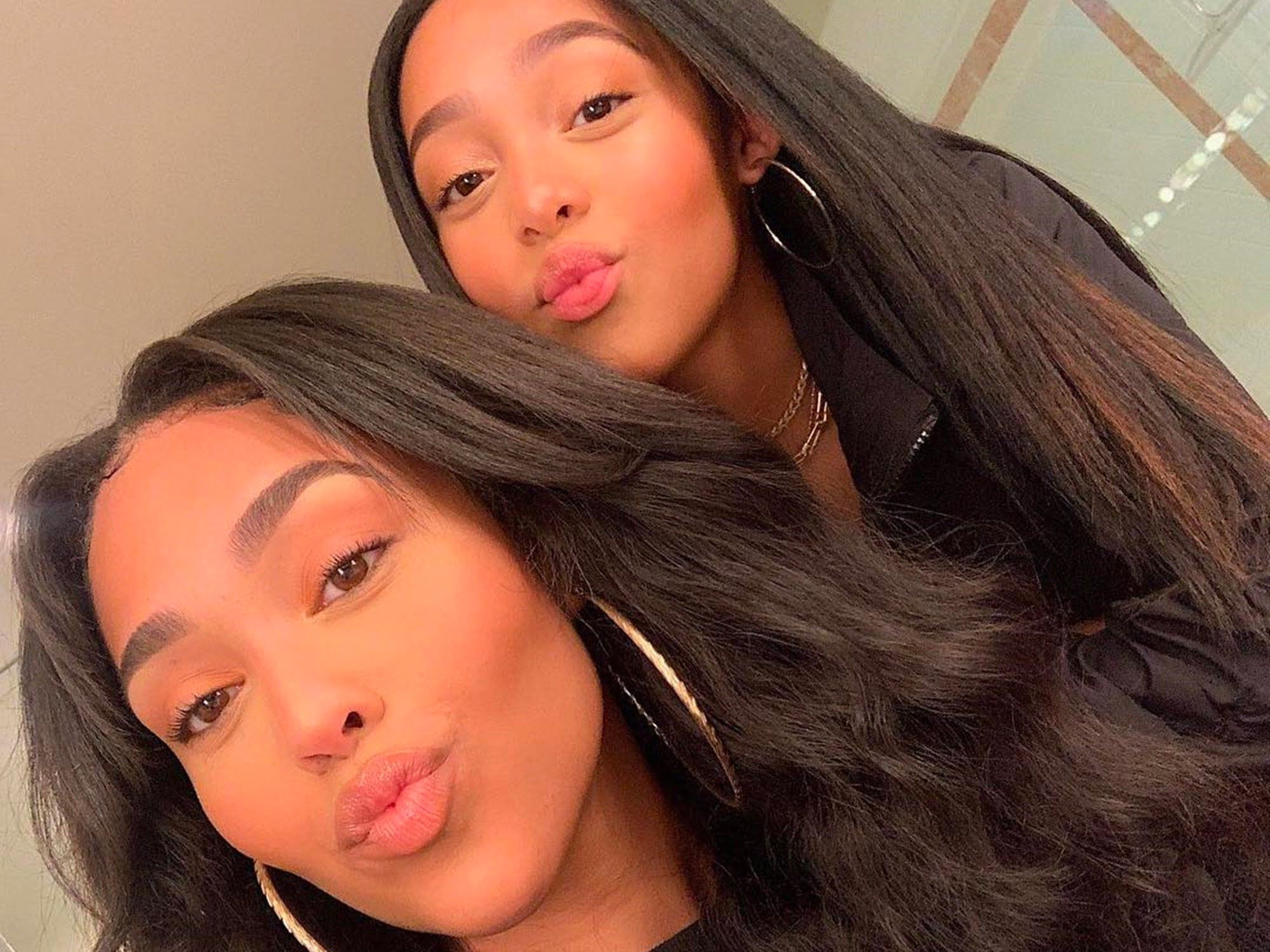Fans Confused Jordyn Woods as Her Sister, Jodie, in a Photo