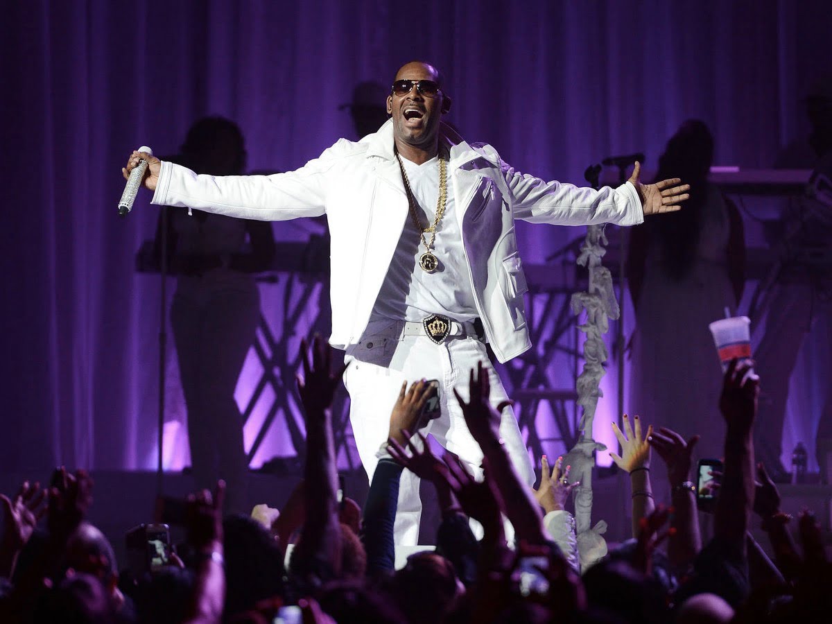 Fans Furious after R. Kelly's YouTube Channels Removed