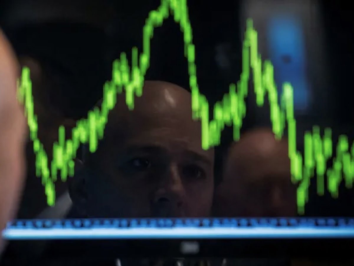 US Stock Prices Slow Down After Market’s Best Week