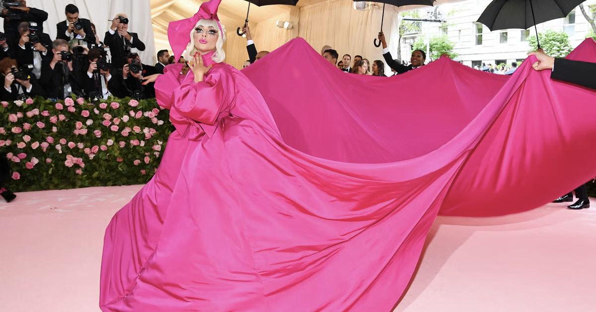 Met Gala's Sleeping Beauties- Beyond the Glass Display