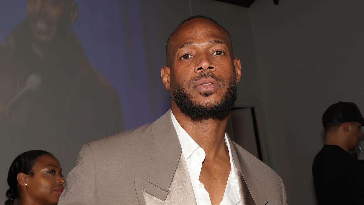 Marlon Wayans Hilariously Reacts to Recent Home Robbery