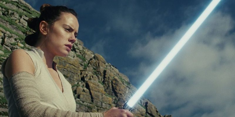 Facebook User Claims to Have Put Down The Last Jedi Reviews